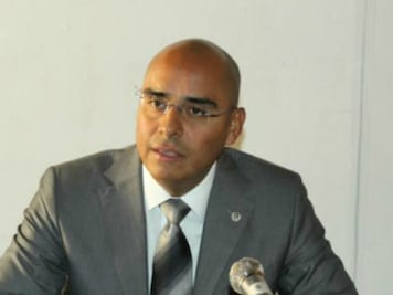 Gasta MA 475 mil pesos de sus ingresos 