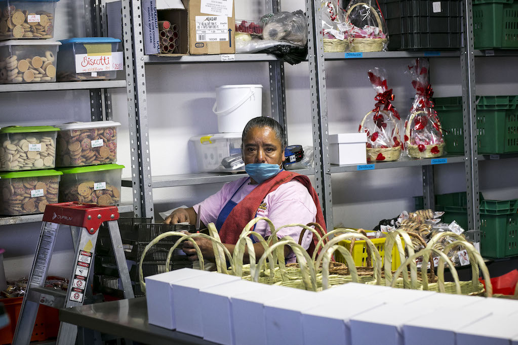 Recortar la jornada laboral implicaría disminuir salarios, dice la Coparmex Querétaro 