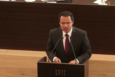  Renuncia Lomelí a bancada panista