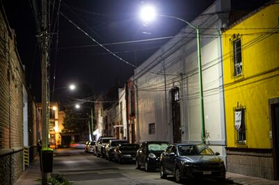 Renovaciones en el alumbrado público causan apagones en el Centro Histórico