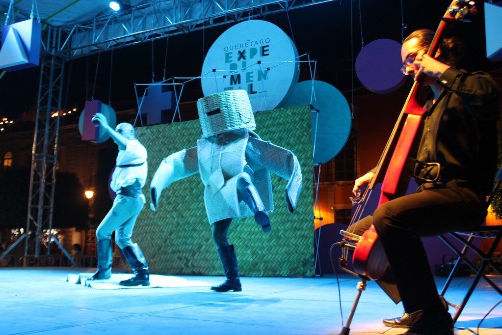 Un festín con teatro, danza y hasta música... gratis y en las calles de Querétaro