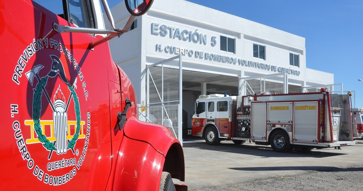 Entregan nueva estación de bomberos