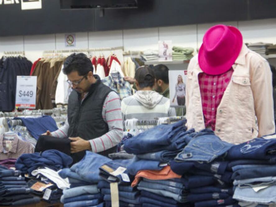 Asaltantes a comercio impunes a la ley