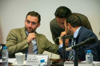 Sancionan a Morena y PT por opacidad