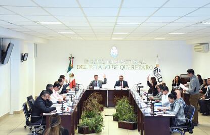 Reelección de alcaldes sería posible sin dejar su cargo 