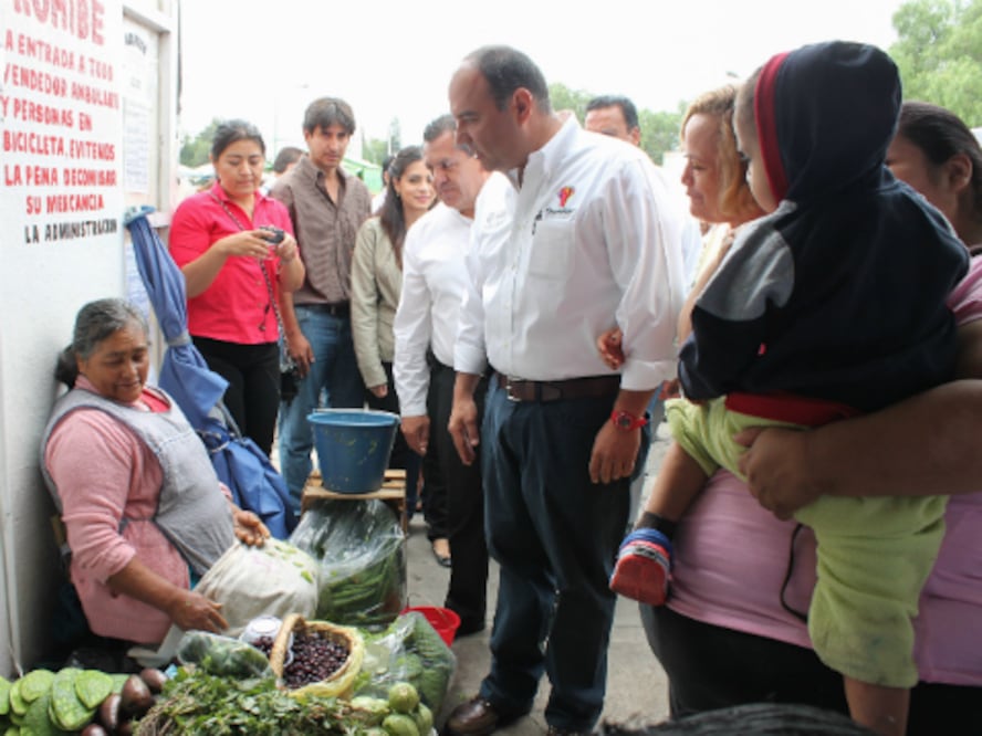 Visita Loyola Vera mercados