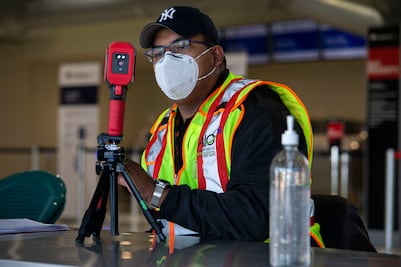 "Urge cambiar la estrategia contra el Covid": UAQ