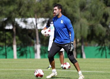 Quiere seguir de titular con Gallos 