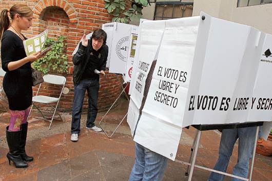 Escándalos pueden inhibir votación