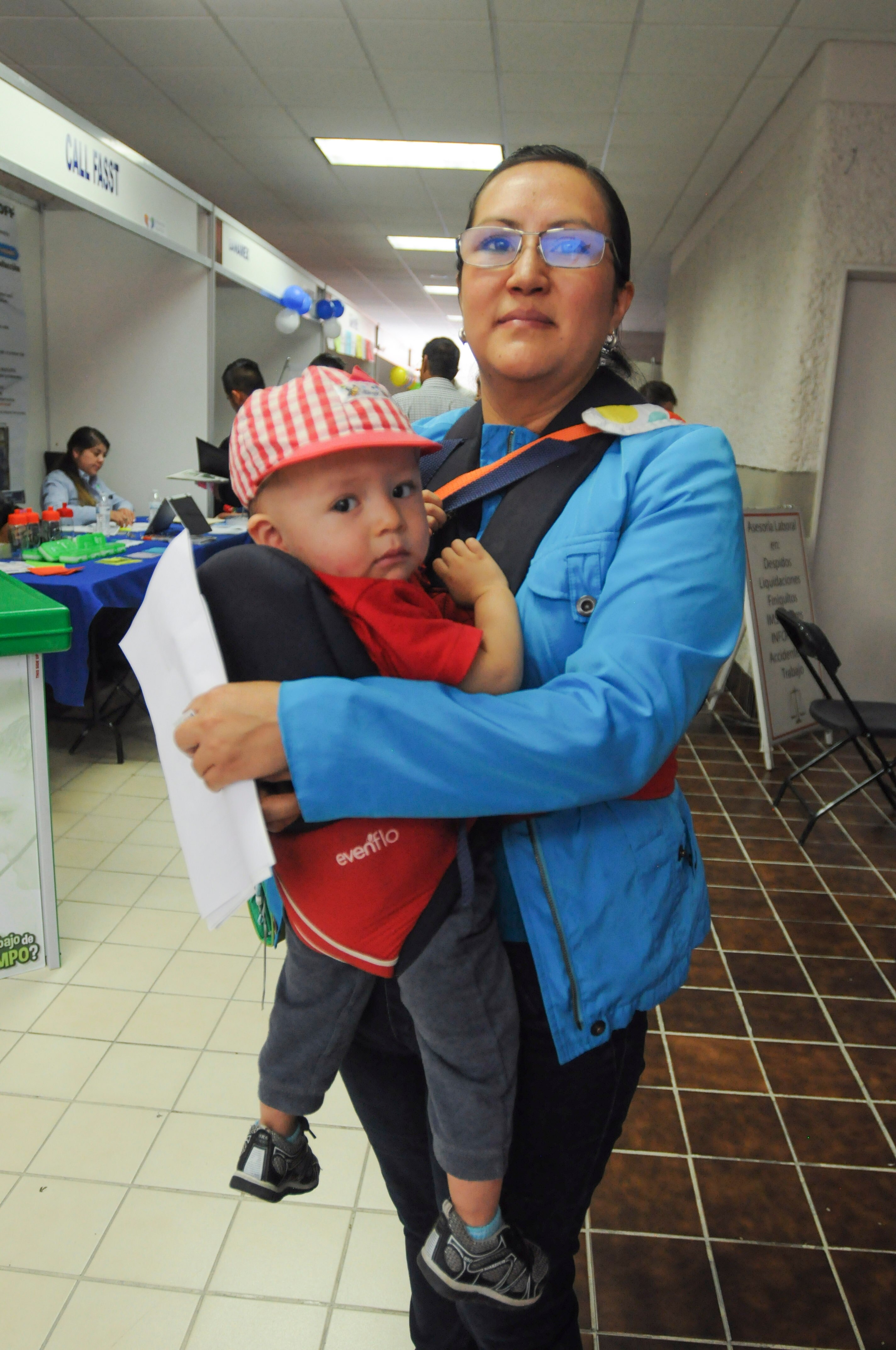 “Con un hijo es más complicado buscar un empleo”