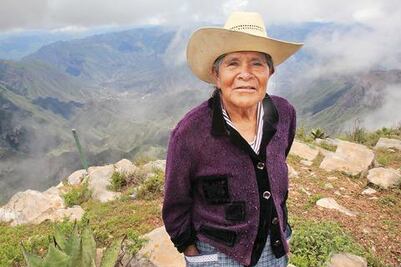 Entregan Viviendas en la Sierra