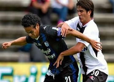 Gallos a aprovechar el mal paso de Atlas