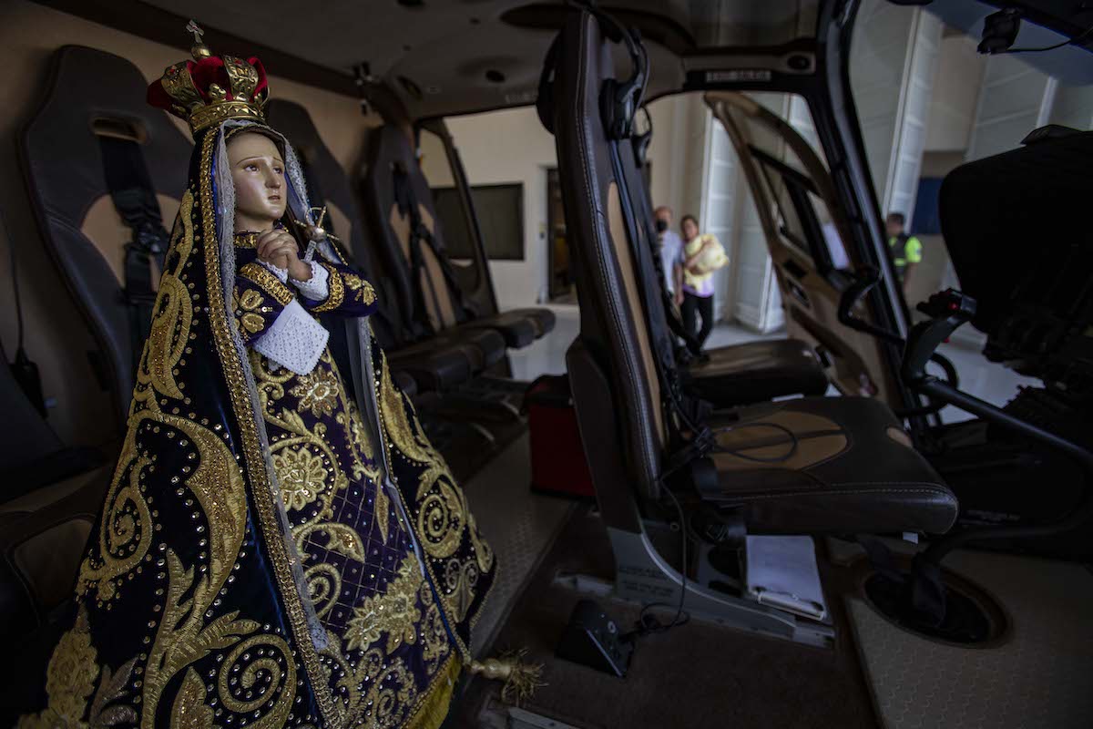En el Vuelo por la paz se pide por el fin de la guerra