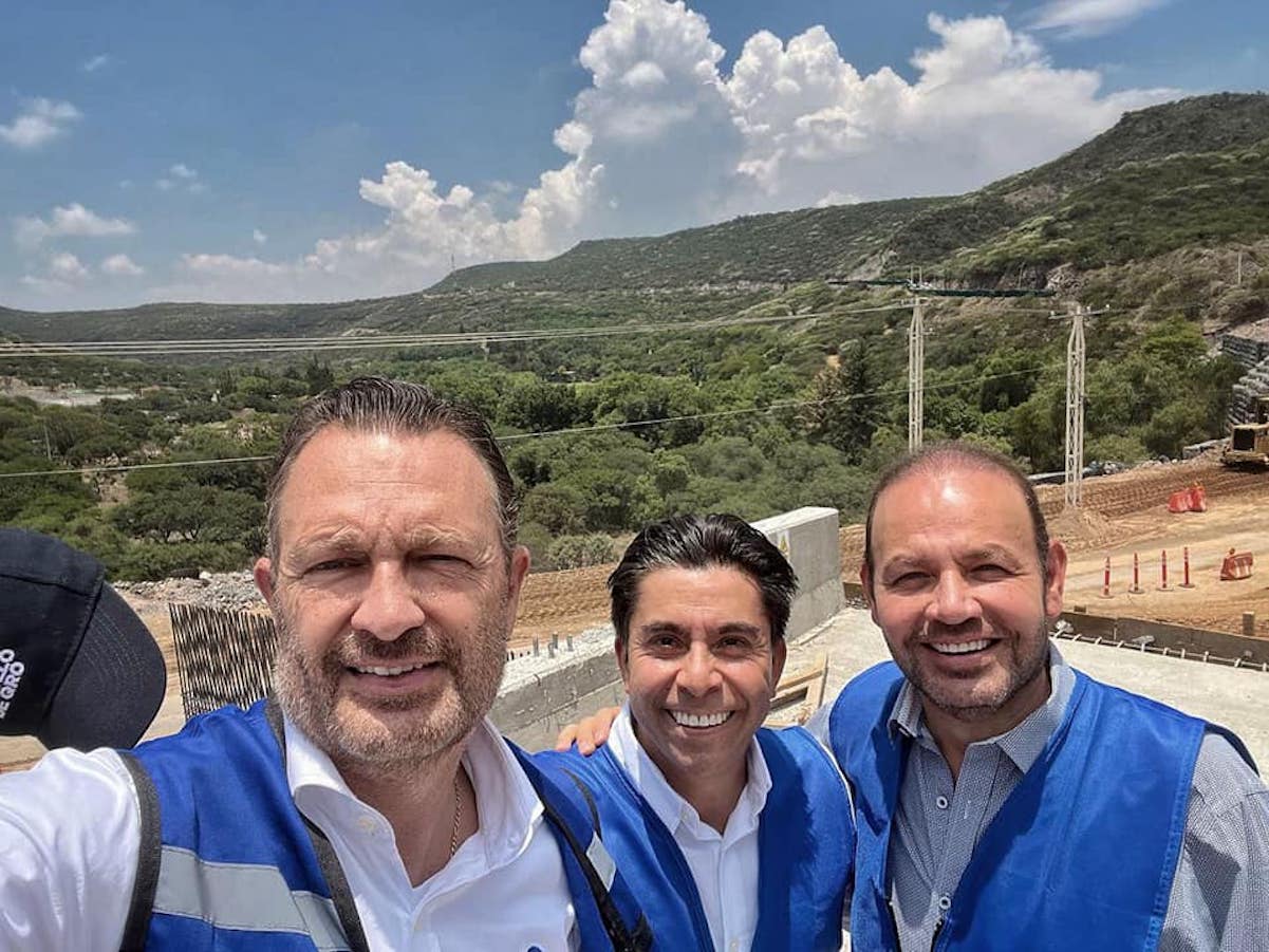 Paciencia... así avanzan las obras en el distribuidor vial Santa Bárbara, en Corregidora