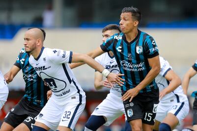 Gallos comienza con el pie izquierdo 