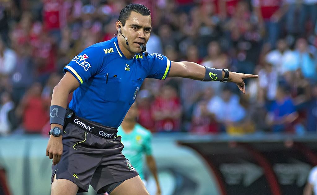 Inconformidad con los de negro