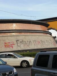 Tras protesta feminista, personal masculino limpió monumentos