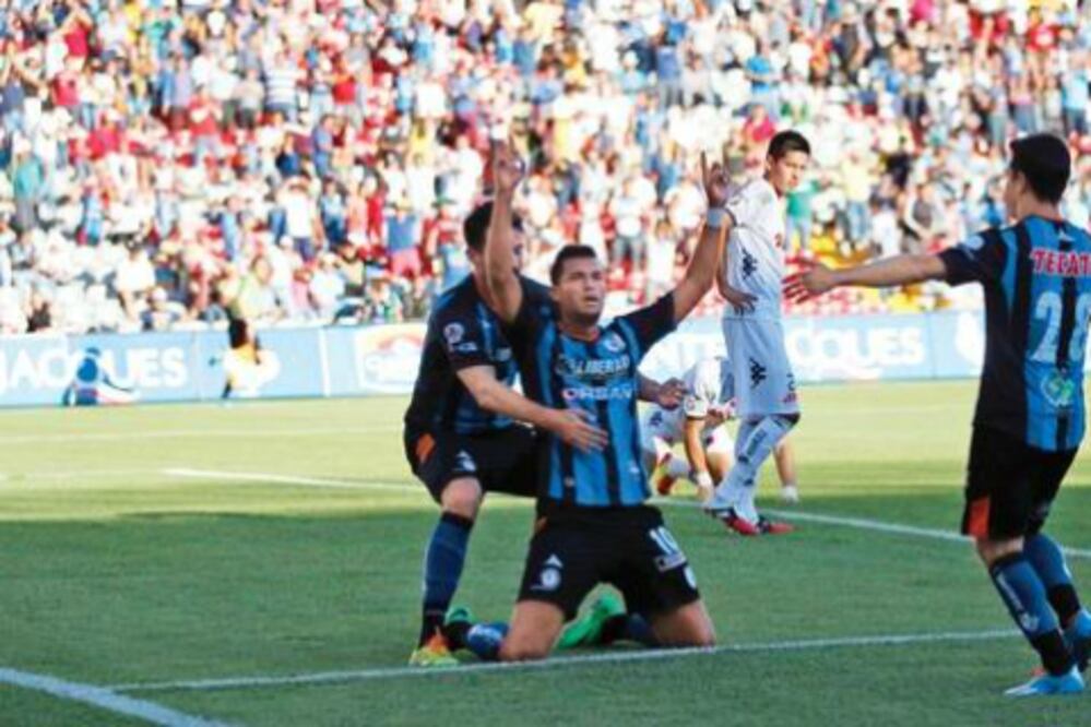 Despedida llena de incertidumbre