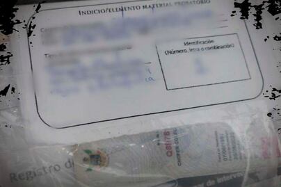 Policía estatal detiene a un sujeto con licencia falsa