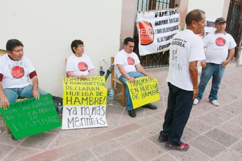 Inconformes con Red Q terminan “plantón”
