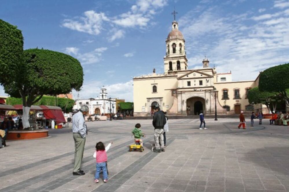 Evoca tradición  e historia el barrio  de La Cruz