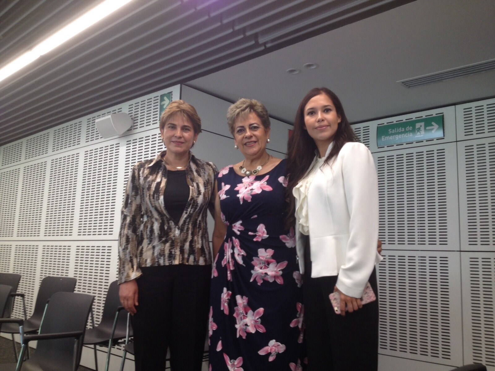 Nuevas diputadas recibirán curso legislativo