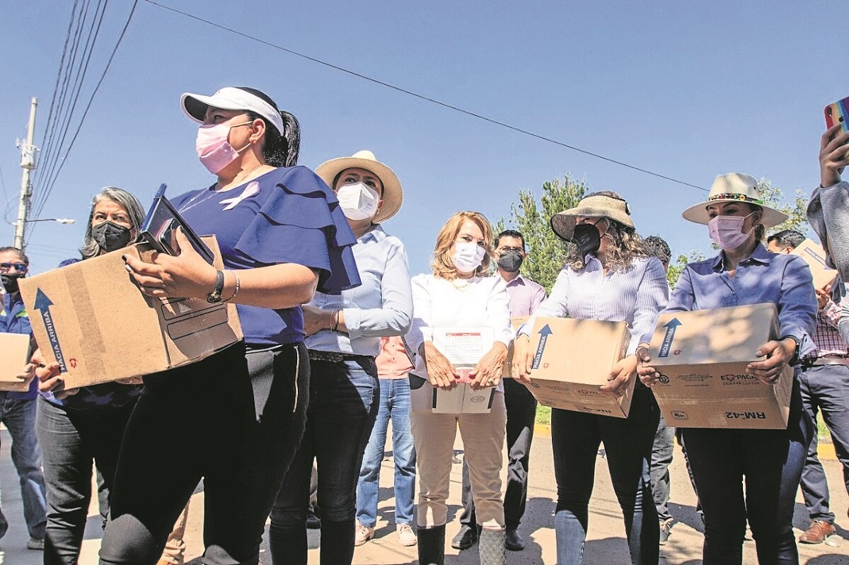 Anuncian apoyos para afectados por lluvias