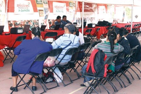 Venden tinacos a nombre de Soluciones