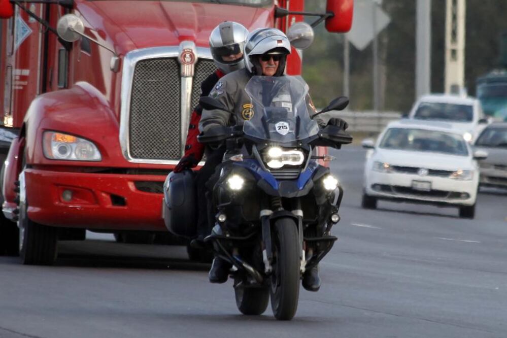 Inspirados por la pasión y la adrenalina que genera el recorrer nuevos horizontes en motocicleta, decenas de miembros de distintos clubes del mundo de la marca BMW Motorrad, se reunieron en el estado para vivir toda la emoción de la XXI Convención Internacional Querétaro 2017.