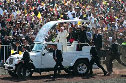 Llama a construir un mejor país