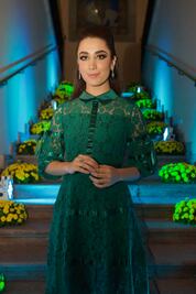 Alejandra IV es proclamada reina