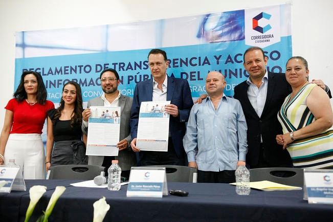 El presidente municipal, Mauricio Kuri González, encabezó la presentación del Reglamento de Transparencia (ESPECIAL)