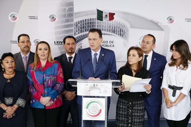 Panistas lamentan decisión de AMLO