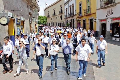 Exigen telefonistas revisión de reforma