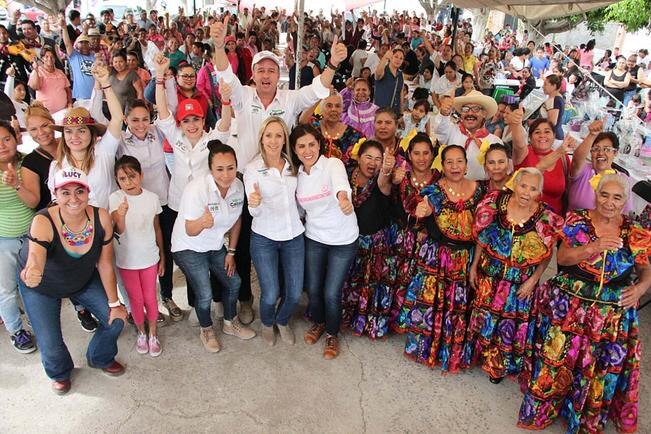 Calzada pide a  mujeres su voto de confianza 