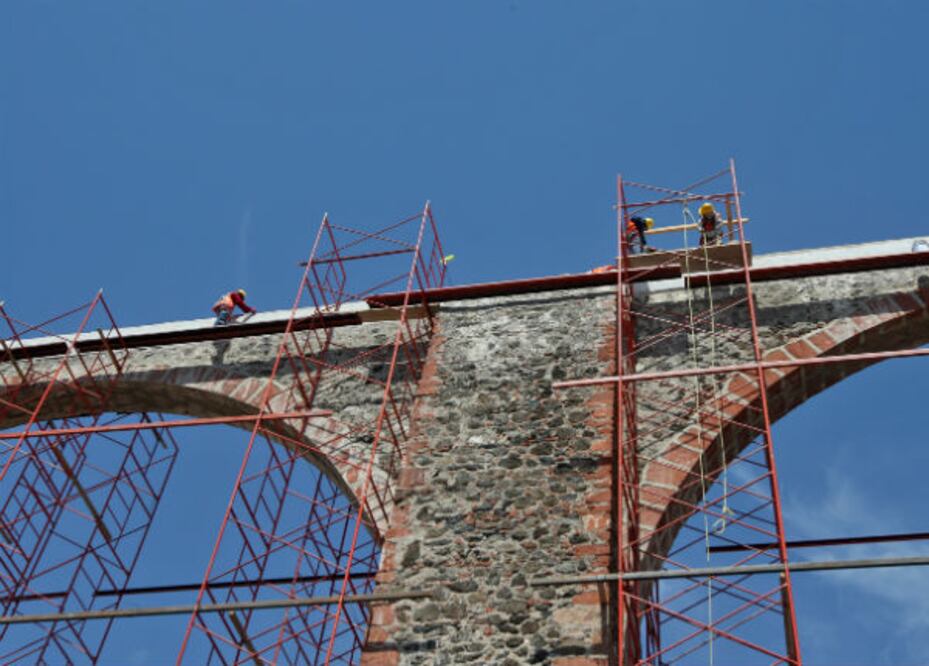 Avanza restauración de Acueducto