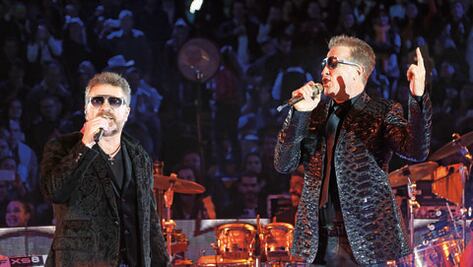 Emmanuel y Mijares: sold out en el palenque