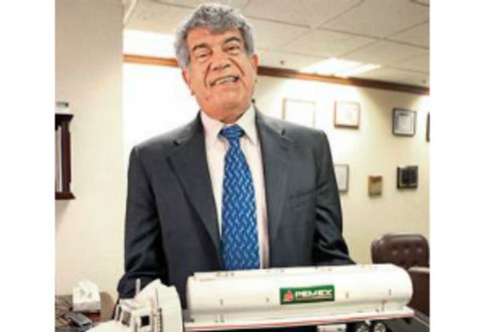 Revivirá Pemex construcción de buques