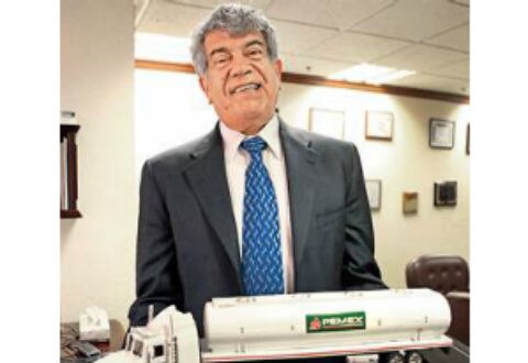 Revivirá Pemex construcción de buques