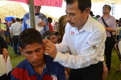 Entrega DIF capitalino 3 mil aparatos de apoyo