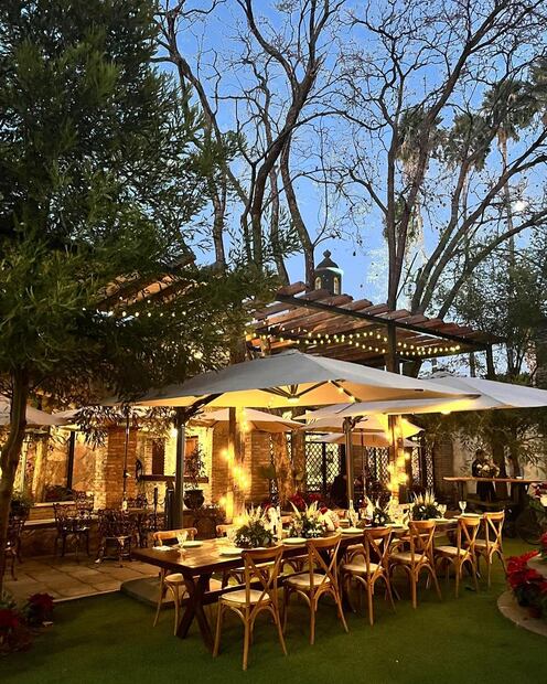 Jardín del Restaurante Casa Antonieta en Querétaro. Foto: FB@Casa Antonieta Qro