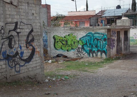 Llaman a reforzar tejido social contra grafiti