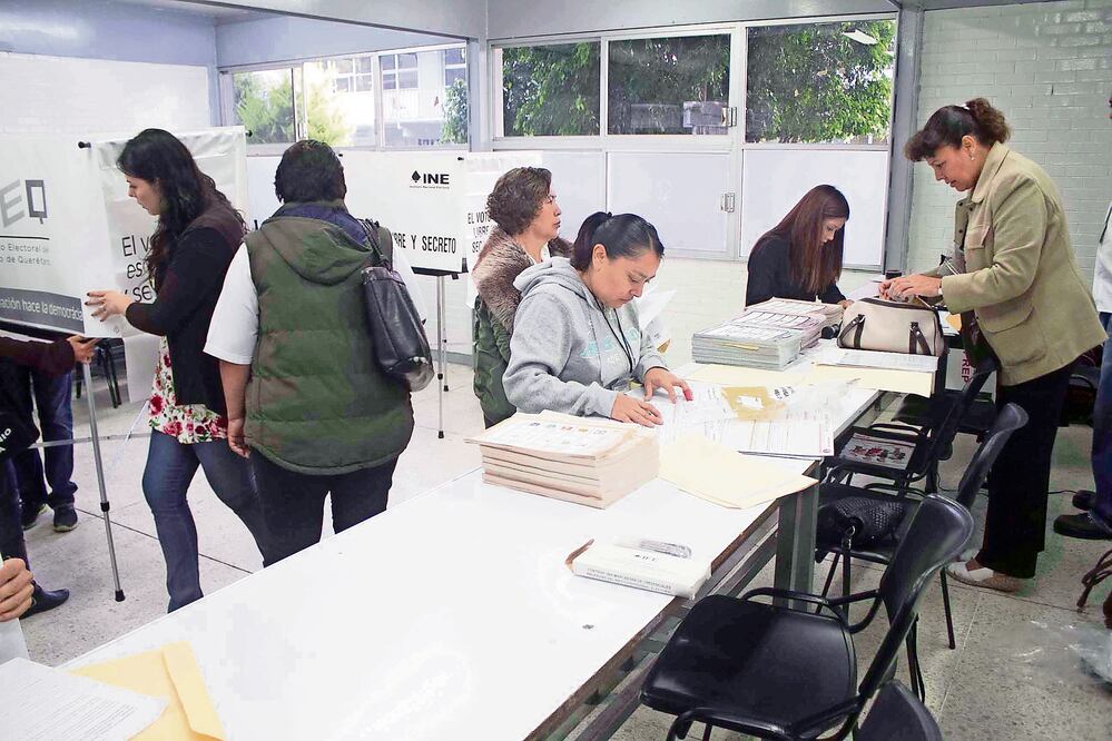 Hay un avance de 92.5% en las visitas a los ciudadanos, pero sólo han realizado 85 mil notificaciones efectivas. / FOTOS: ARCHIVO. EL UNIVERSAL