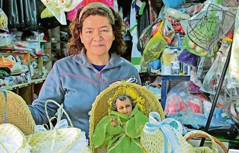 Bajan 50% ventas para modistos de  Niños Dios