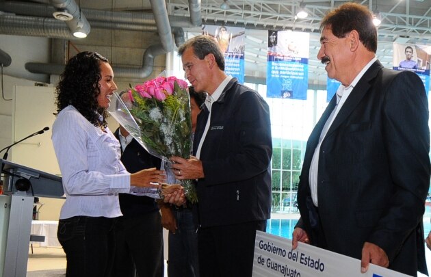 Reconocen a medallistas olímpicos de Guanajuato
