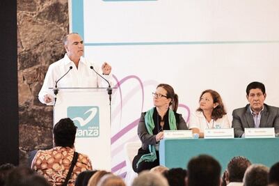 Resalta Rovirosa alianza con Panal