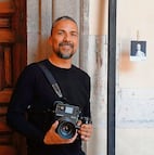 Atonatiuh Bracho mantiene viva la fotografía análoga