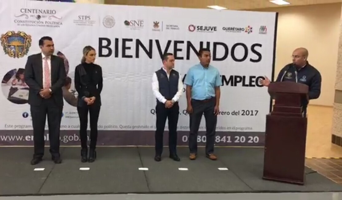 Inauguran Feria del Empleo en el auditorio Josefa