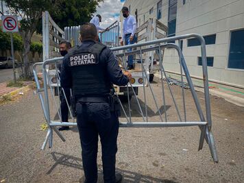 Ante pocos contagios, retiran vallas del Hospital Covid en Querétaro