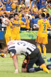 En el clásico regio, los Tigres rugen
